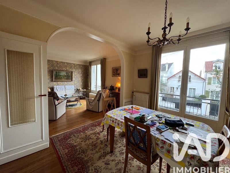 Maison - 135 m² - 6 pièces
