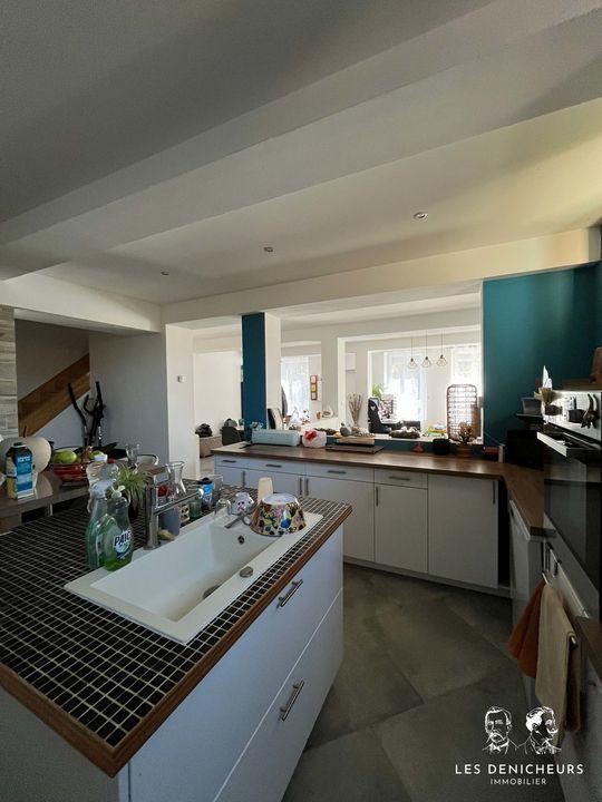 Maison - 150 m² - 6 pièces