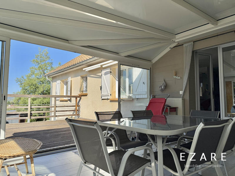 Maison - 140 m² - 6 pièces