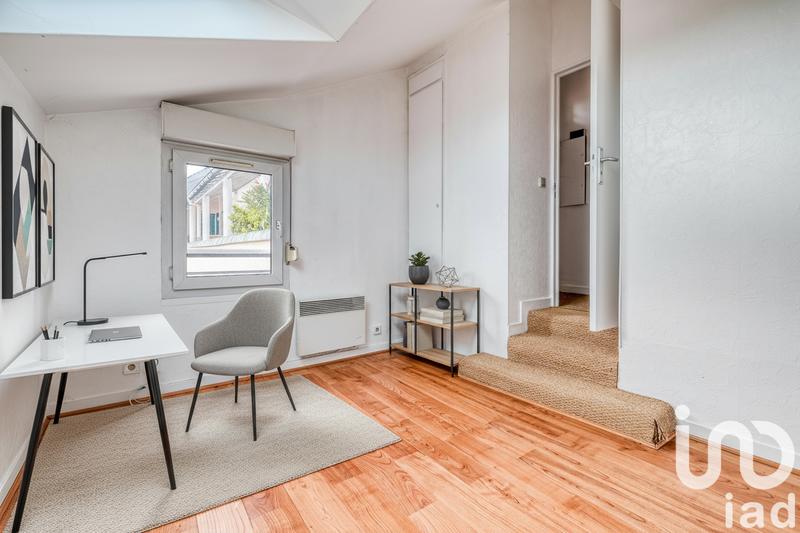 Appartement - 99 m² - 5 pièces