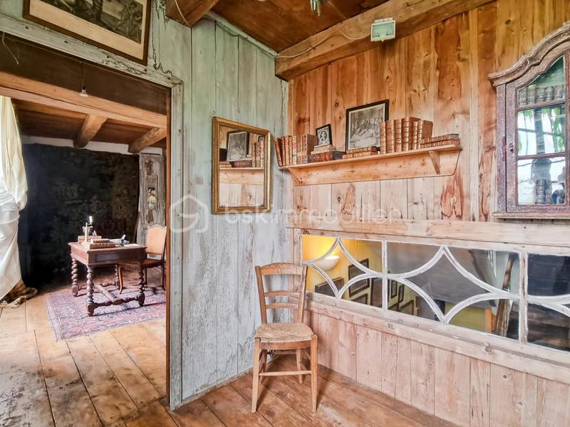 Maison en pierre - 560 m² - 11 pièces