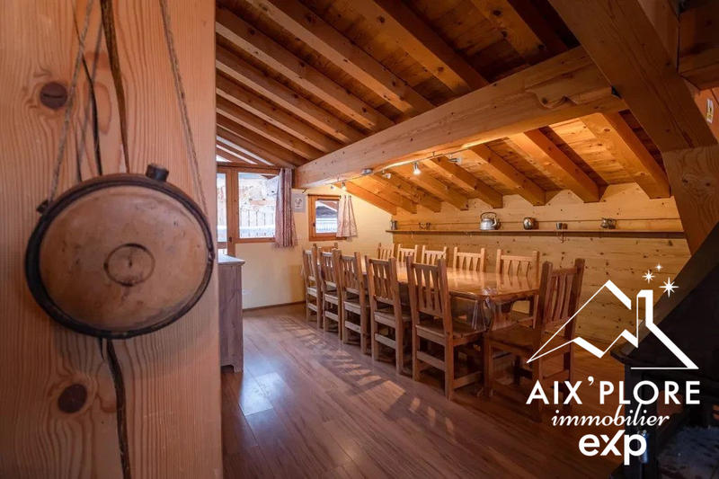 Châlet - 148 m² - 6 pièces