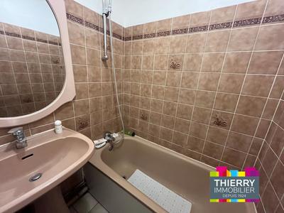 Studio - 28 m² - 1 pièce