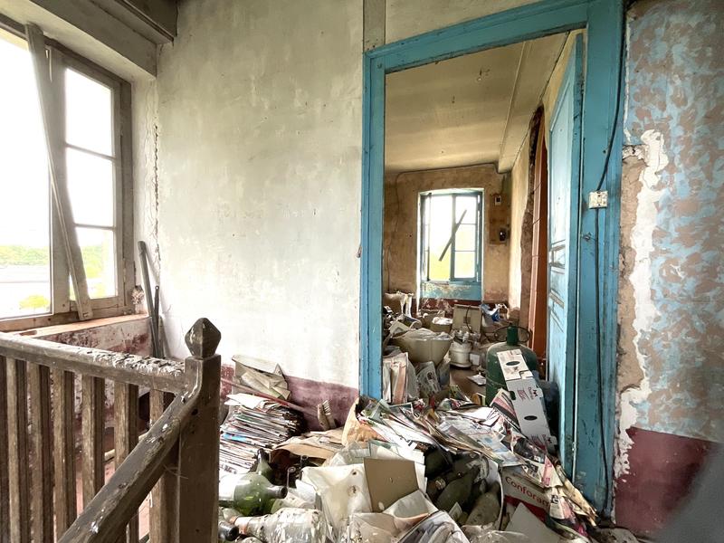 Maison - 202 m² - 5 pièces