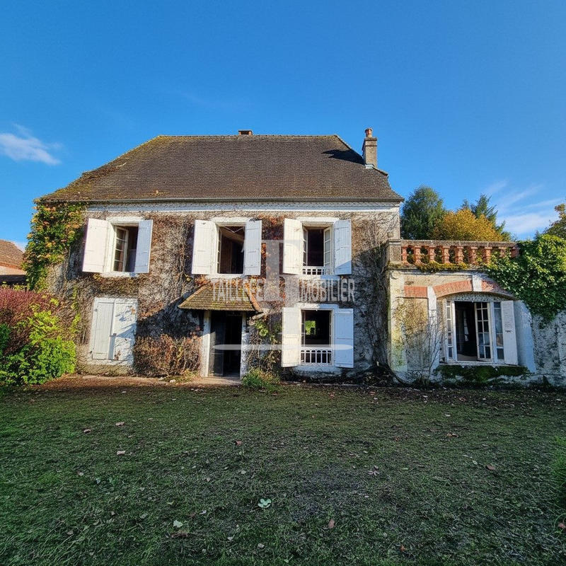 Maison ancienne - 180 m² - 7 pièces