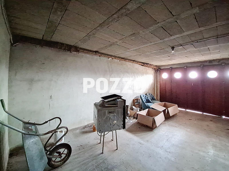 Maison - 180 m² - 8 pièces