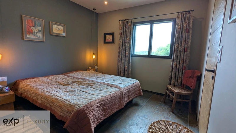 Maison - 135 m² - 4 pièces