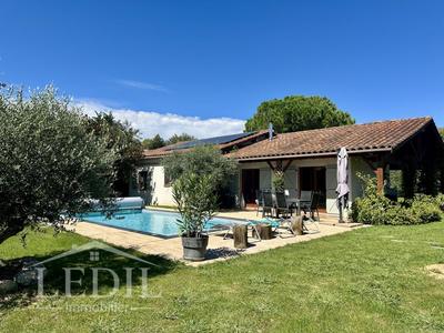 Maison - 110 m² - 4 pièces