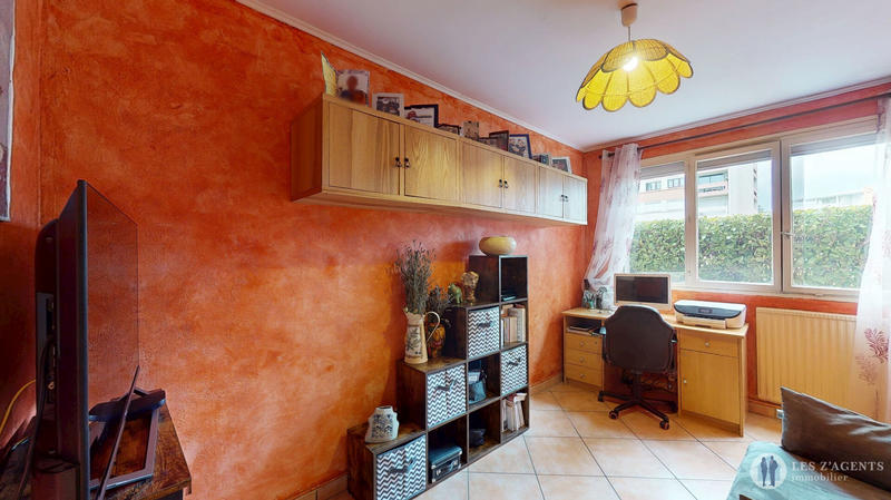 Appartement - 82 m² - 4 pièces