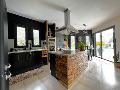 Villa - 170 m² - 5 pièces