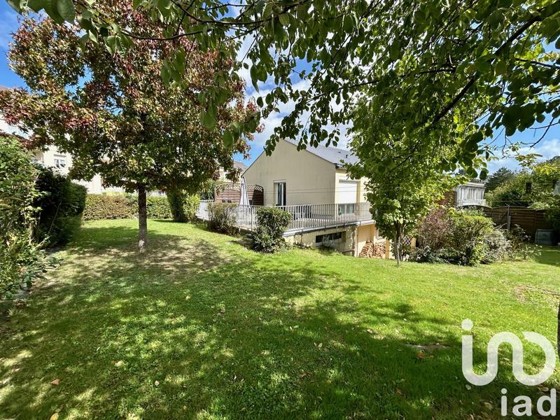 Maison - 122 m² - 6 pièces