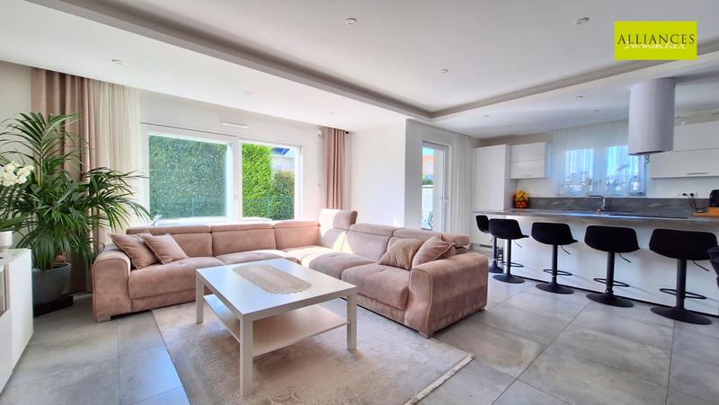 Maison - 120 m² - 6 pièces