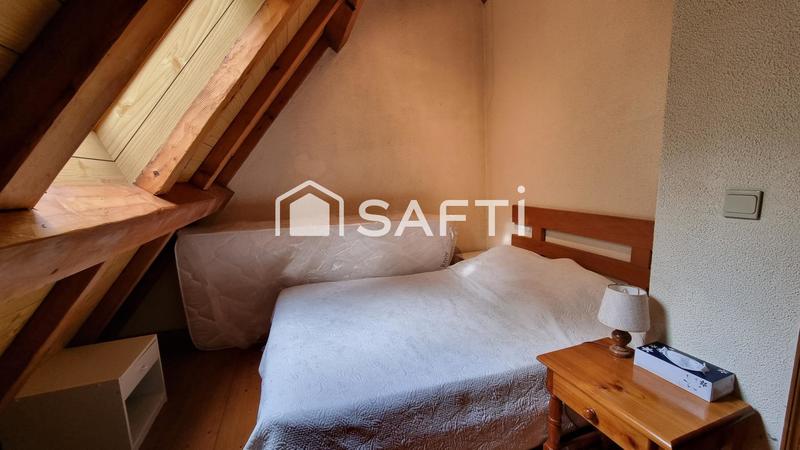 Maison - 185 m² - 10 pièces