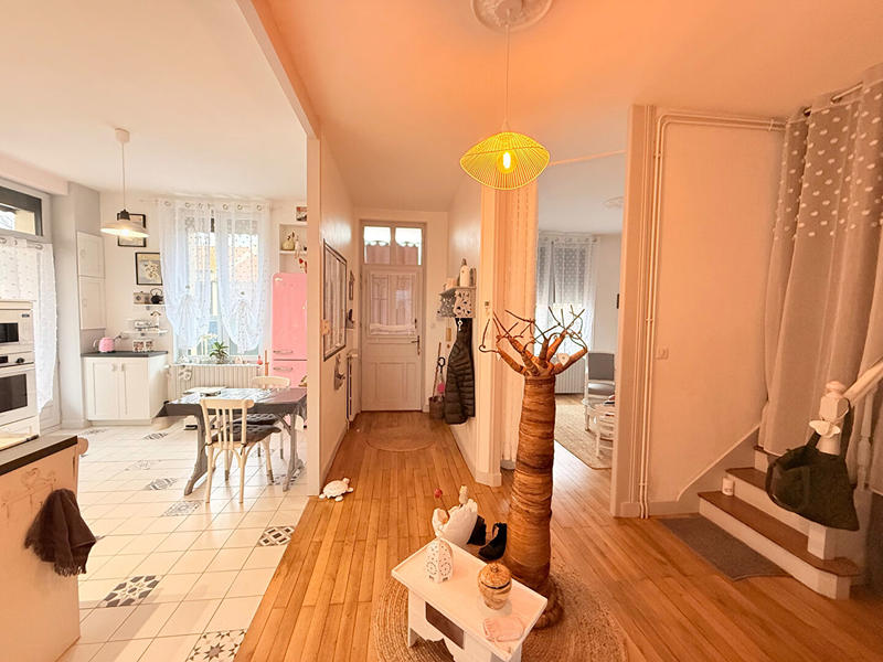 Maison - 150 m² - 6 pièces