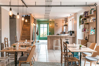 Maison - 426 m² - 13 pièces