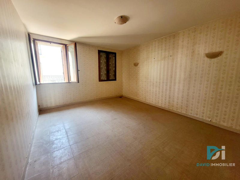 Maison - 385 m² - 11 pièces