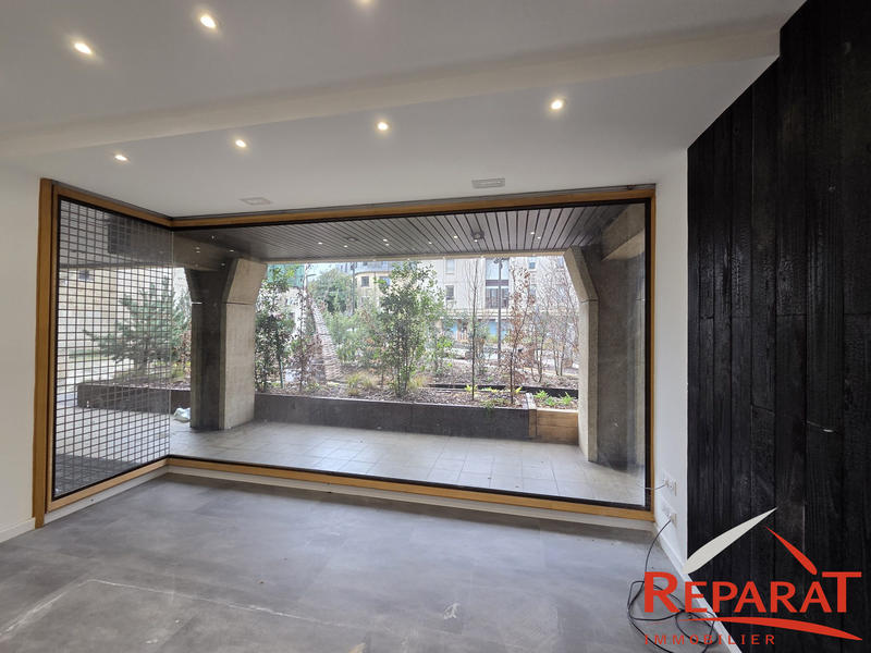 Local commercial - 86 m²