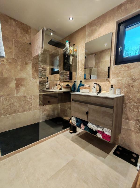 Maison - 183 m² - 6 pièces