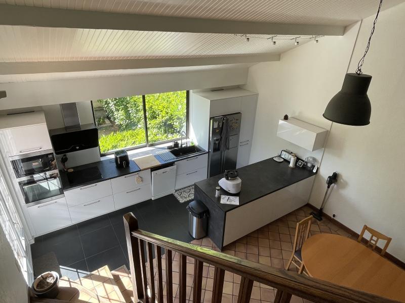 Maison - 180 m² - 8 pièces