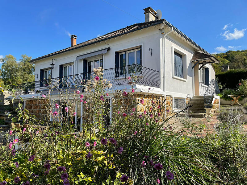 Maison - 198 m² - 7 pièces