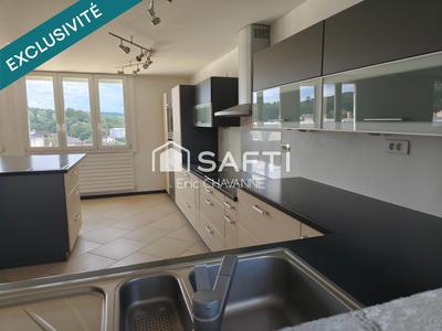 Appartement - 128 m² - 5 pièces