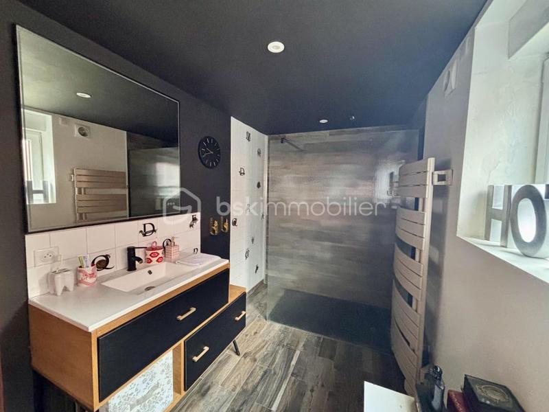 Maison - 103 m² - 4 pièces