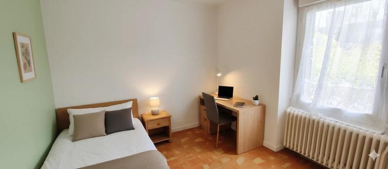 Maison - 170 m² - 7 pièces