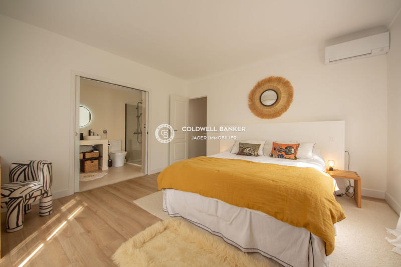 Maison - 183 m² - 5 pièces