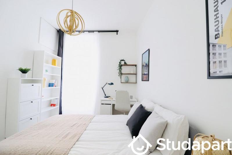 Chambre - 12 m² - 1 pièce