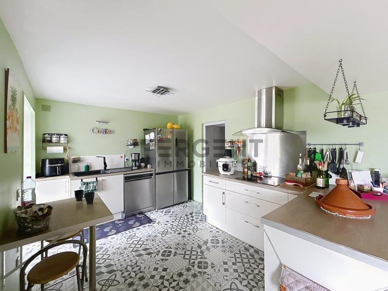 Maison - 147 m² - 5 pièces