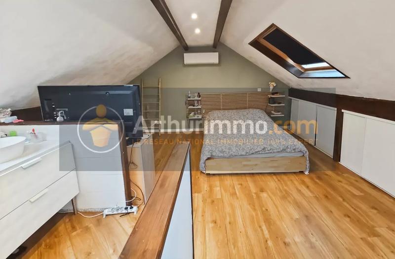 Maison - 102 m² - 6 pièces