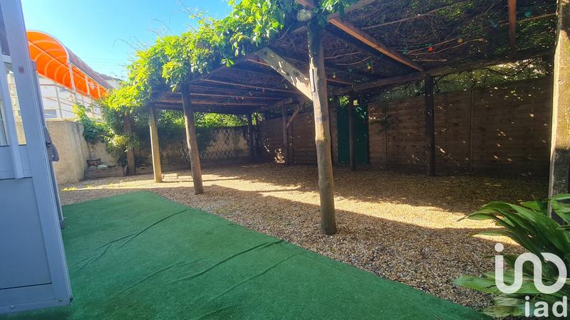 Maison - 345 m² - 15 pièces