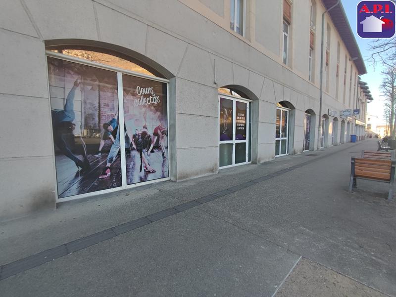 Local d'activités - 450 m² - 6 pièces