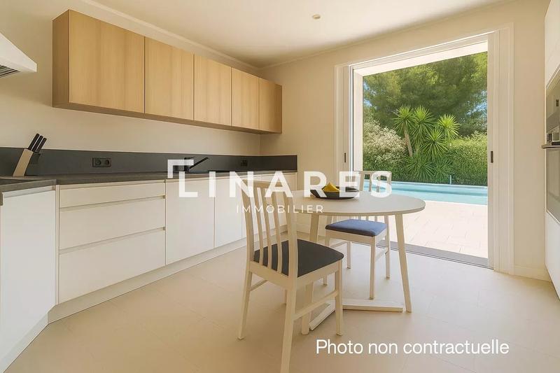 Maison - 170 m² - 5 pièces