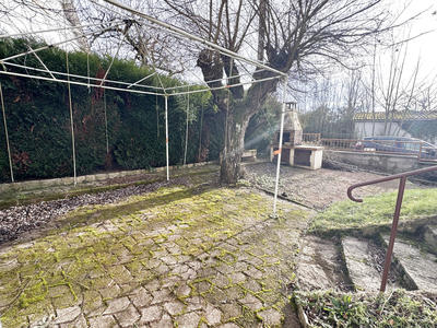 Maison - 92 m² - 6 pièces