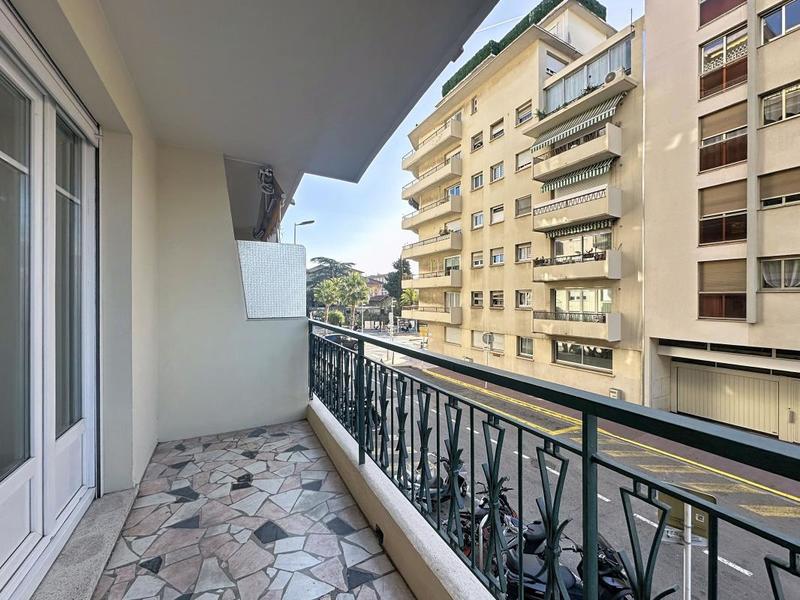 Studio - 23 m² - 1 pièce