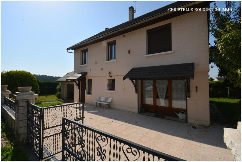 Maison - 161 m² - 8 pièces