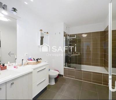 Appartement - 116 m² - 5 pièces