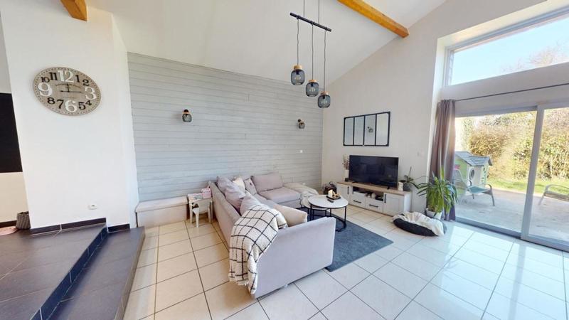 Maison - 217 m² - 9 pièces