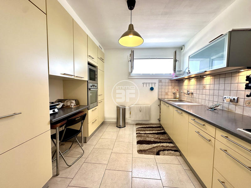 Appartement - 95 m² - 4 pièces