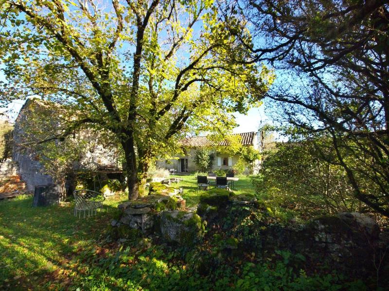 Maison en pierre - 135 m² - 7 pièces