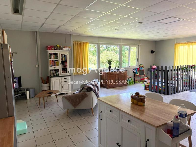 Maison - 176 m² - 5 pièces