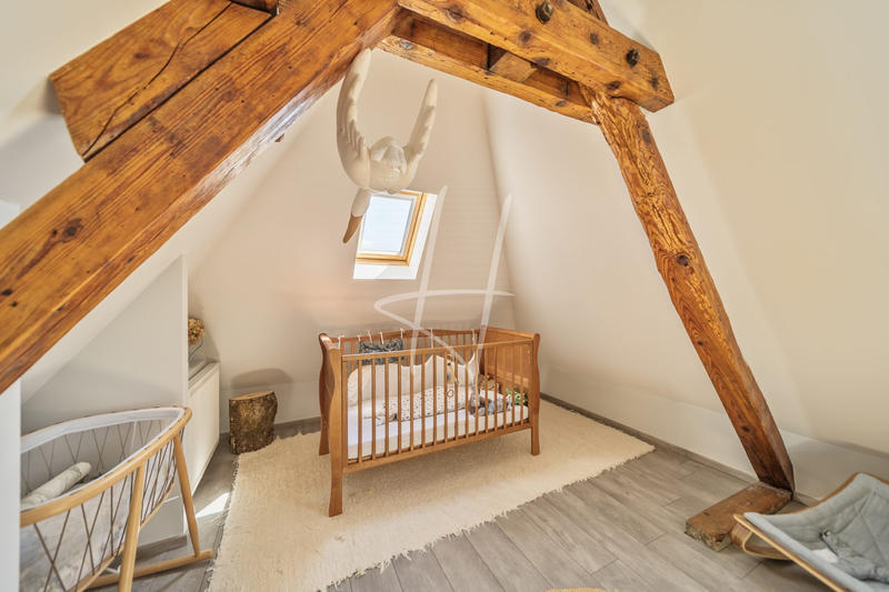 Appartement - 134 m² - 6 pièces