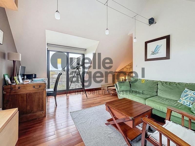 Maison - 180 m² - 7 pièces