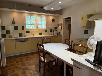 Maison - 140 m² - 6 pièces