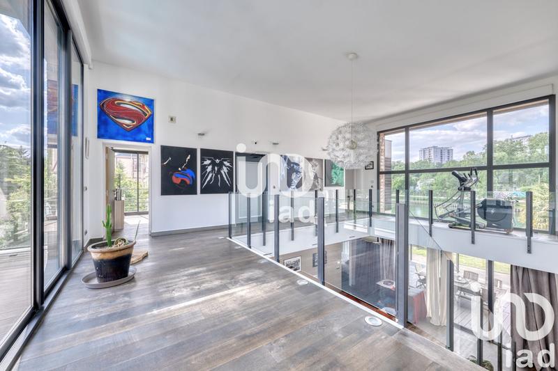 Maison - 343 m² - 9 pièces