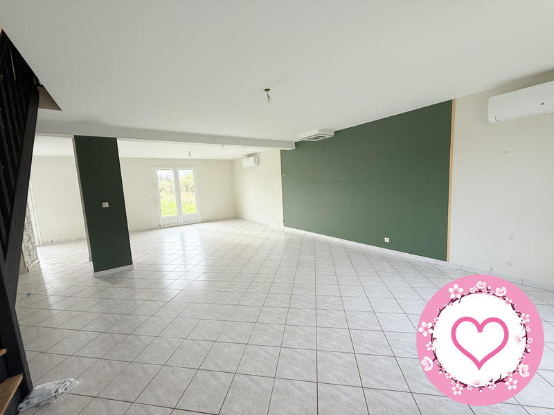 Maison - 110 m² - 5 pièces