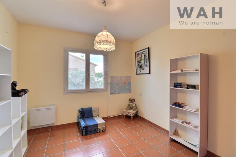 Villa - 100 m² - 5 pièces