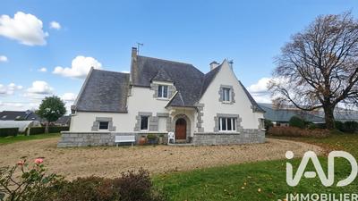 Maison de ville - 180 m² - 7 pièces