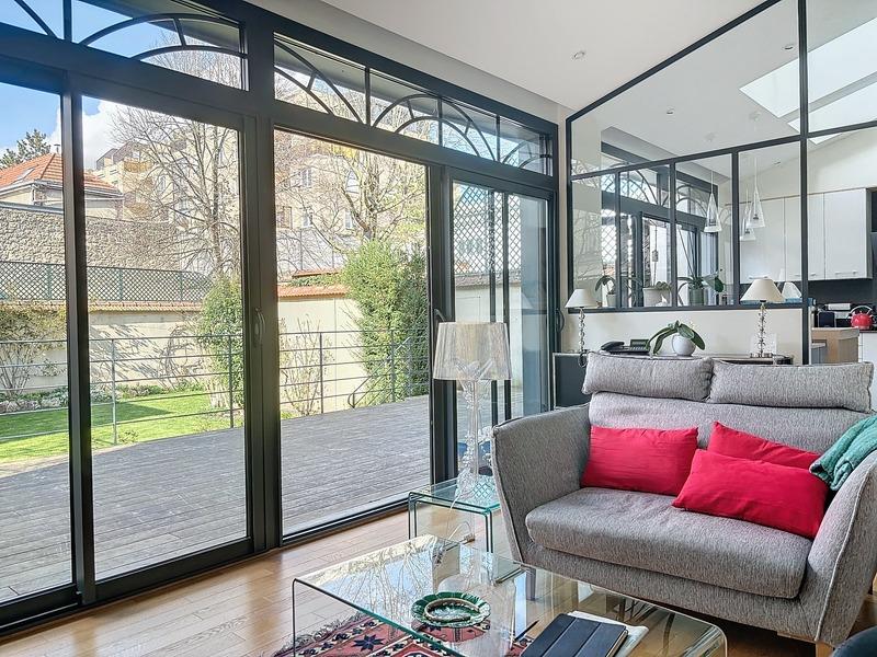 Maison bourgeoise - 334 m² - 13 pièces